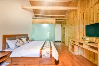 Taohuayuan homestay - balcony