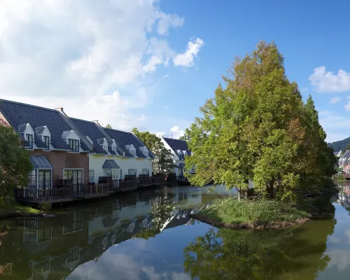 Forest Villa Huis Ten Bosch Hotels near Saikai Bridge