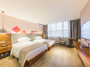 Shijia Light Luxury Hotel Apartment (Guangzhou Jingxi Nanfang Hospital Subway Station)