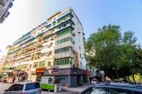 Fengdu Jiangjing Business Hotel Hotel in zona Wangxiang Stand