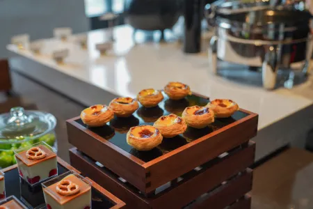 Hampton by Hilton Heyuan Hakka Cultural Park Отели рядом с достопримечательностью «First High-Altitude Fountain in Asia»