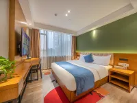 Marriott Guihuang Hotel (Guigang High - speed Railway Station Branch, Keshi World Plaza Branch) Hotels in Guigang