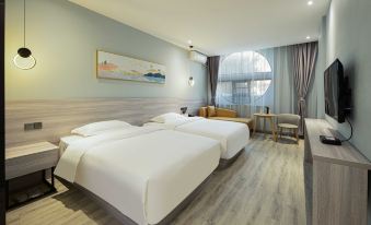 Floral Hotel· jia Lu Hotel (Xianren Mountain Park Store of Fangchenggang)