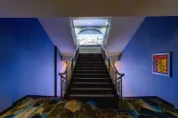 Junyi Hotel (Liantang No.2 Middle School)