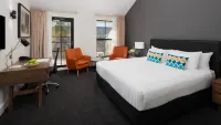 Esplanade Hotel Fremantle - by Rydges, an EVT hotel فنادق في فريمانتل