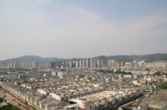 文山舒然ホテル（城南車バスターミナル）