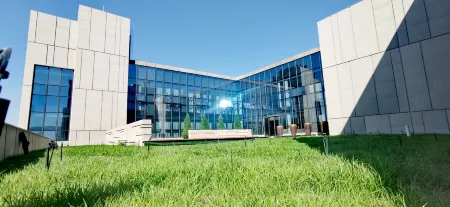 Junyue Jinxiu Hotel Отели рядом с достопримечательностью «Ningxia Institute of Technology»