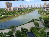 Yueyang Glory E-sports Homestay - 2-Star