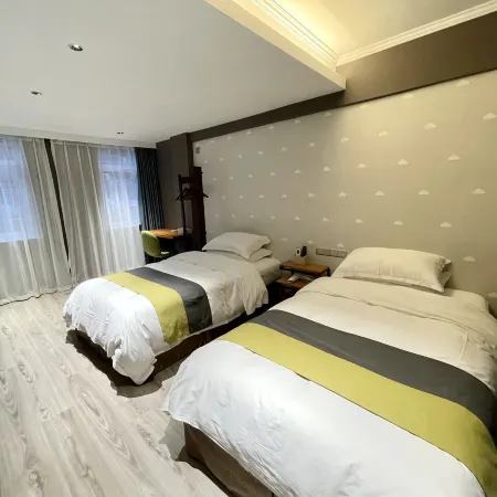 Memory Inn Отели рядом с достопримечательностью «Монастырь Кайюань»