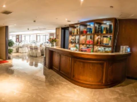 Phoenix International Hotel Hotels in Jingning