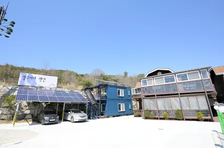 Seokmodo Jangguneomeo Pension Отели рядом с достопримечательностью «Bomunsa Temple»