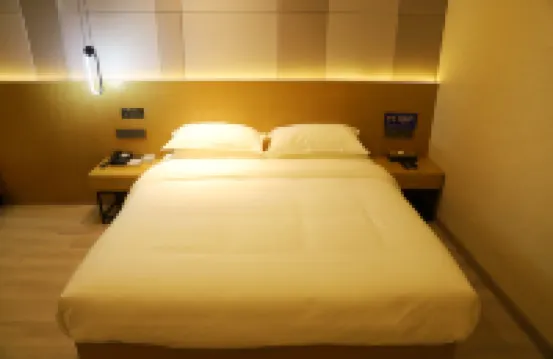 柏曼酒店(百色田東恆力廣場店) 田東酒店