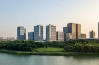 Soho Hotel Hotels near Zhengzhou Vocational University of Information and Technology (Northeast to Henan Chest Hospital Relative's Courtyard)