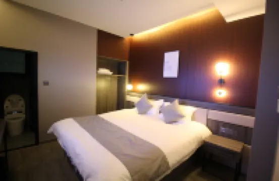 Furao Zhixuan Hotel (No.9 People's Hospital Lujiabang Road Subway Station Branch) Hotels in Dapuqiao Area