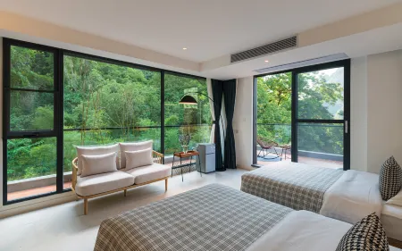 Secret Mountain Residence (20 yuan ) Отели рядом с достопримечательностью «Xingping Wharf»