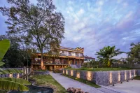 Floral Hotel·Mountain Leisure Home villa Hotel di Qingyang