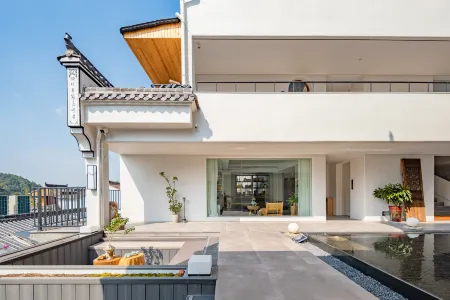 Xiao Zhang's Cultural and Artistic Homestay Отели рядом с достопримечательностью «Taibai Academy»