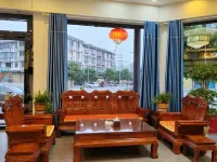 Wuchuan Country Love Hotel
