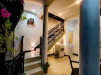 Flower Shade Villa Hotels in Weligama