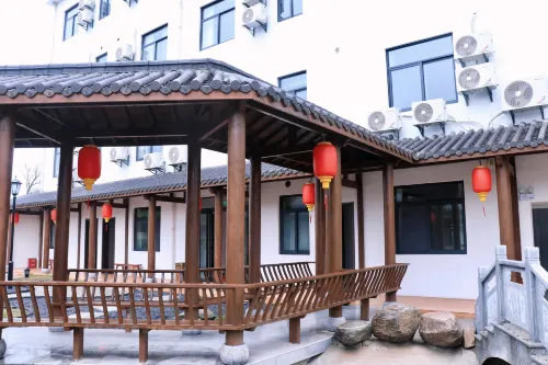 Huoshan Xingfu Street Neighborhood Hostel Hotels in Huoshan