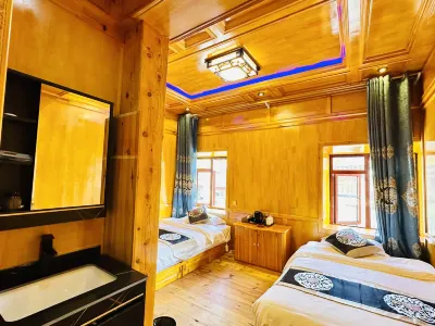 Kangding Yangqing Homestay Hotels near Lhagang Monastery