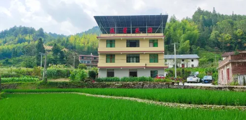 Meteor Huayuan Homestay - sarapan