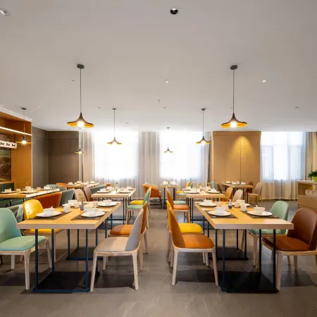 Yueju Business Hotel