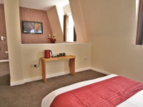 Central Hotel Gloucester by Roomsbooked Hotels in Gloucester