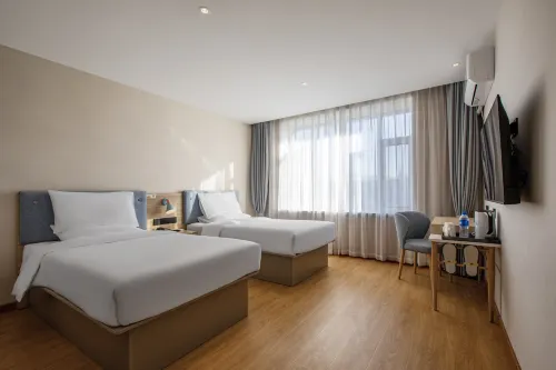 Ease Hotel (Dehui West Station New Oriental Shopping Center) - 2-Star