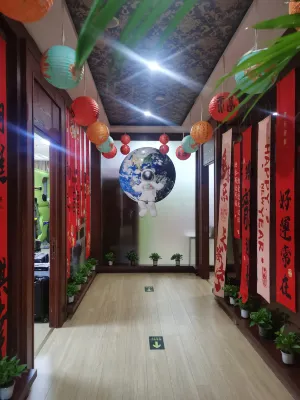 Yunzhou Space Capsule Youth Hostel