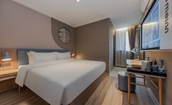 Homeinn · neo (Shanghai Minhang Zhuanqiao Subway Station)