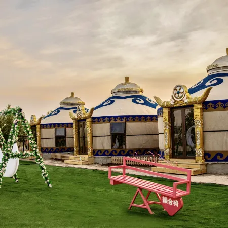 Hulunbuir Erguna Cloud Pasture Luxury Resort Hotel (Heishantou Branch)