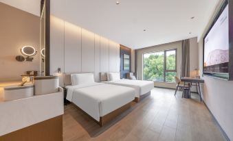 Atour Hotel (Nanjing Fuzimiao Qinhuai cruise terminal)