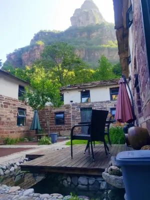 Linzhou Yishanju Farm Stay
