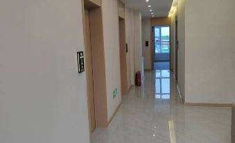Qianxi Business Hotel