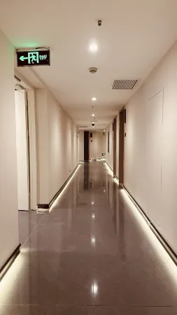 Manyun Audio-Visual Hotel (Hanzhong High-Speed Railway Station) Отели рядом со станцией Hanzhong Railway Station