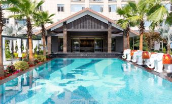 Chuxiong Purple Moon Bay Hot Spring Garden Hotel