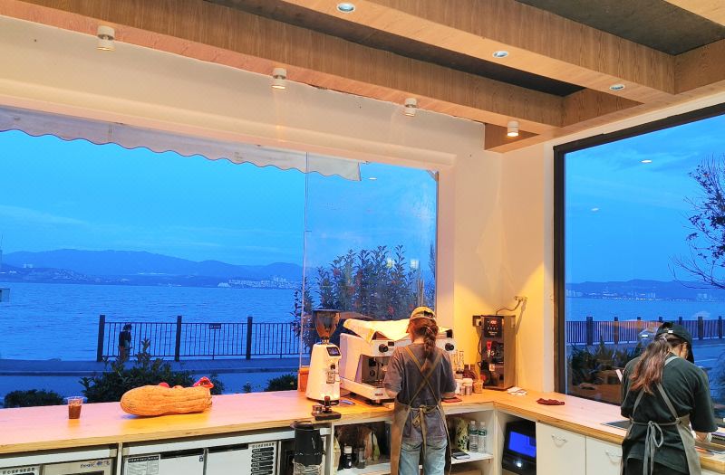 Dali Pear Blossom Sea View Homestay photo 4