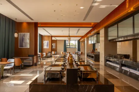 Dexing Huayun Grand Hotel Отели рядом с достопримечательностью «Fenghuanghu Sceneic Area»