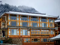 Xijiang Longtang lotus villa Hotels near Langde Shangzhai - Performance Venue