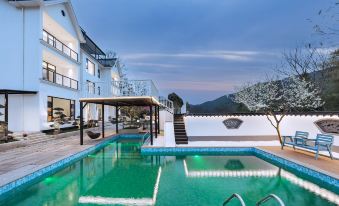 Qushanye · Moganshan Hot Springs Vacation Boutique Stay (Yulinba)