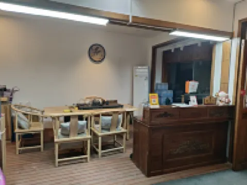 山橋澗江景民宿（鳳凰古城店）