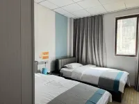 Haoke hotel Hotels in Zogang County