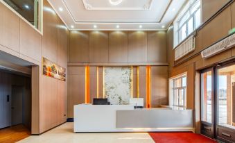 Genhe Xuexiang Junlai Hotel