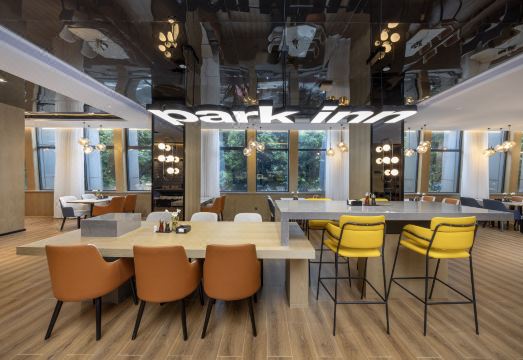 5. 파크 인 바이 ..