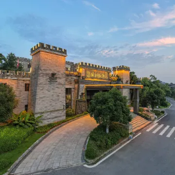 Chibi Dingtu International Hotel