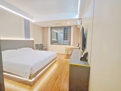 Vangogh Business Hotel (Tongren Railway Station) Hotels in Tongren Railway Station