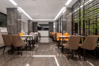 The Vatican  Hotel - breakfast