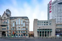 Rezen Huasheng Hotel (Harbin Central Avenue Flood Control Memorial Tower)