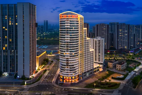 Orange Shanwei Station Hotel